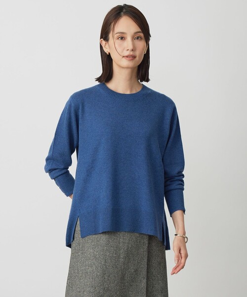 J.PRESS(ジェイプレス)の「CASHMERE BLEND クルーネック ニット(ニット/セーター・レディース・レッド系/ブルー系/ライトグレー系/ライトグリーン系/ふじ色系/ベージュ系・T15/T13)」の4枚目の写真