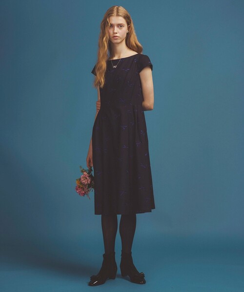 TOCCA(トッカ)の「SWIMMING RIBBON ドレス(ワンピース・レディース・ネイビー系7/グレー系7・6/4/2/0)」の7枚目の写真