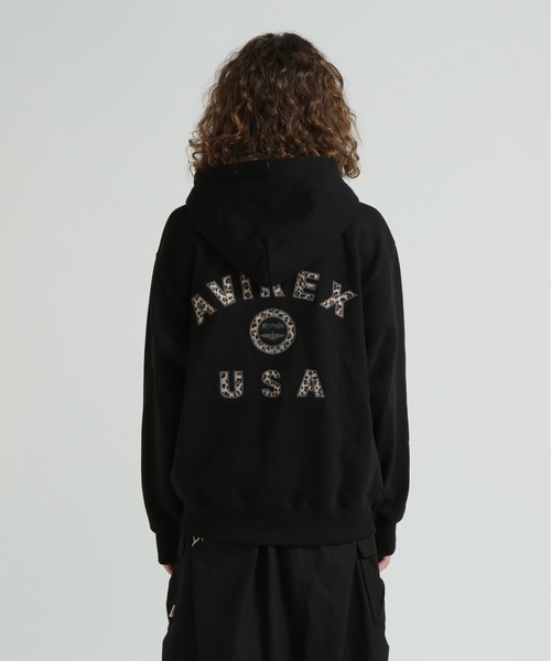 AVIREX（アヴィレックス）の「《取扱店限定アイテム》LEOPARD VARSITY LOGO PARKA（パーカー・レディース・オートミール/ブラック・S/M）」の10枚目の写真