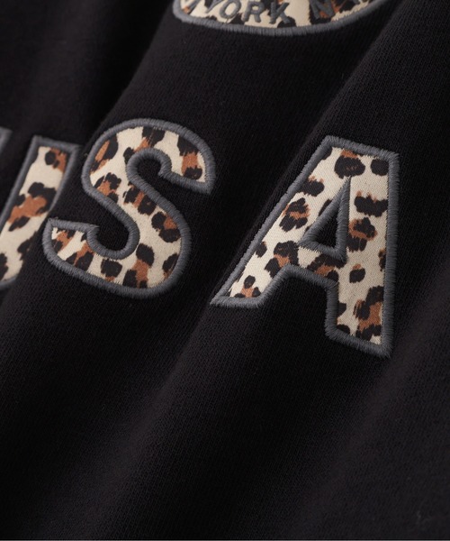 AVIREX（アヴィレックス）の「《取扱店限定アイテム》LEOPARD VARSITY LOGO PARKA（パーカー・レディース・オートミール/ブラック・S/M）」の18枚目の写真