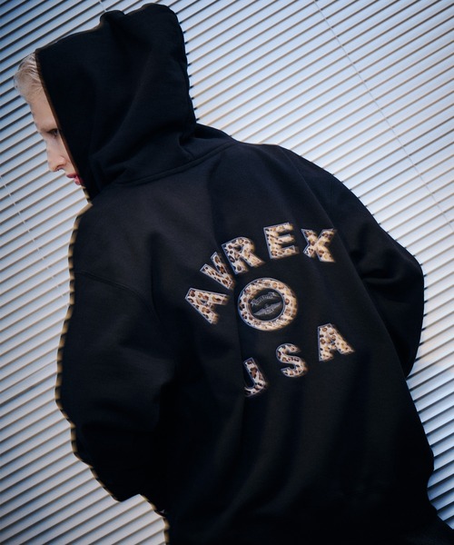 取扱店限定アイテム》LEOPARD VARSITY LOGO PARKA（パーカー）｜AVIREX