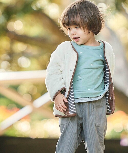 BeBe（ベベ）の「ボア裏ボーダーノーカラーコート(90~100cm)（その他ベビーウェア・キッズ・オフホワイト/グレー・90cm/100cm）」の5枚目の写真