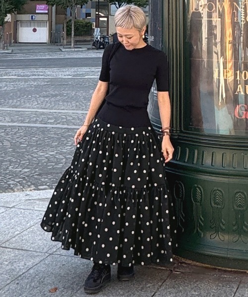JENNE(ジェンヌ)の「ラグジュアリードットタックスカート(北陸生産生地)(スカート・レディース・ブラック/ネイビー/アイボリー・SMALL/MEDIUM/X-LARGE/LARGE)」の13枚目の写真