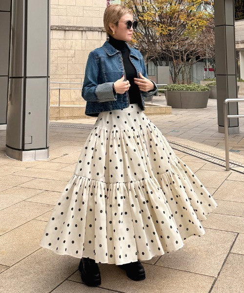 JENNE(ジェンヌ)の「ラグジュアリードットタックスカート(北陸生産生地)(スカート・レディース・ブラック/ネイビー/アイボリー・SMALL/MEDIUM/X-LARGE/LARGE)」の22枚目の写真
