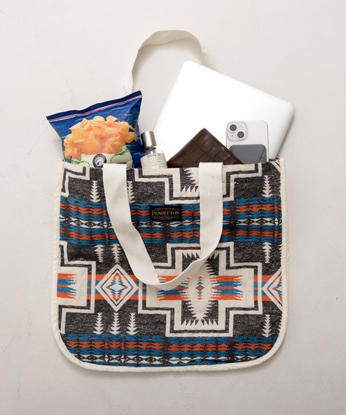 PENDLETON（ペンドルトン）の「PENDLETON ペンドルトン HARDING JAQUARD TOTE ハーディング ジャガード トートバッグ（トートバッグ・レディース・チャコール/レッド・FREE）」の8枚目の写真