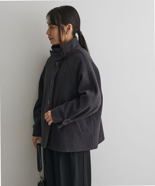 CRAFT STANDARD BOUTIQUE(クラフトスタンダードブティック)の「スタンドカラーメルトンショートコート◆(その他アウター・レディース・チャコールグレー/ブラウン・FREE)」の5枚目の写真
