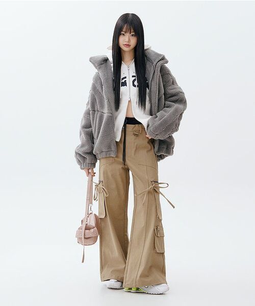 ILLIGO(イリゴ)の「チェックアプリケフードジップアップホワイト(パーカー・レディース・その他・SMALL/MEDIUM)」の8枚目の写真