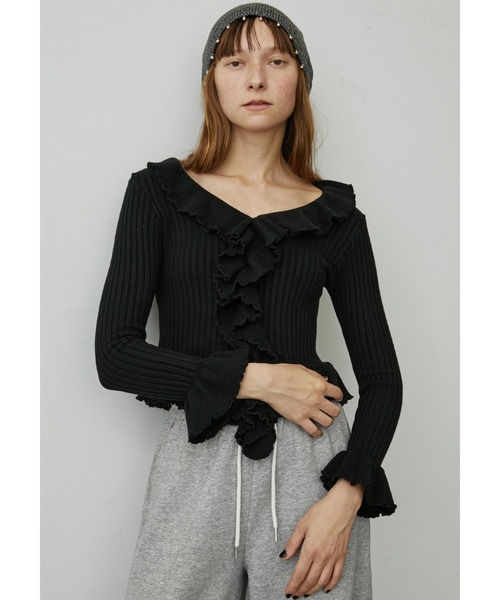 uyu.(ウユ)の「フロントフリルリブニットトップス(Tシャツ/カットソー・レディース・ホワイト/ブラック/ブラウン・FREE)」の2枚目の写真