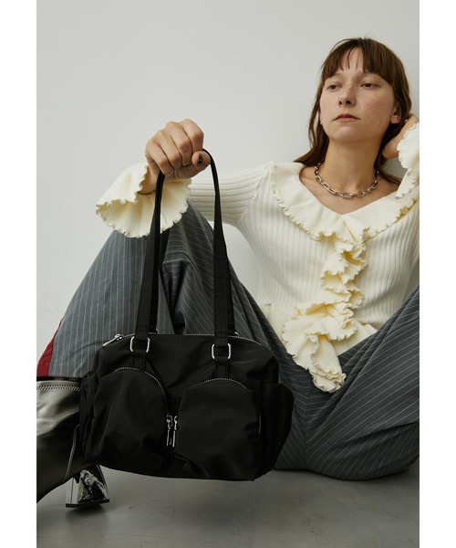 uyu.(ウユ)の「フロントフリルリブニットトップス(Tシャツ/カットソー・レディース・ホワイト/ブラック/ブラウン・FREE)」の22枚目の写真