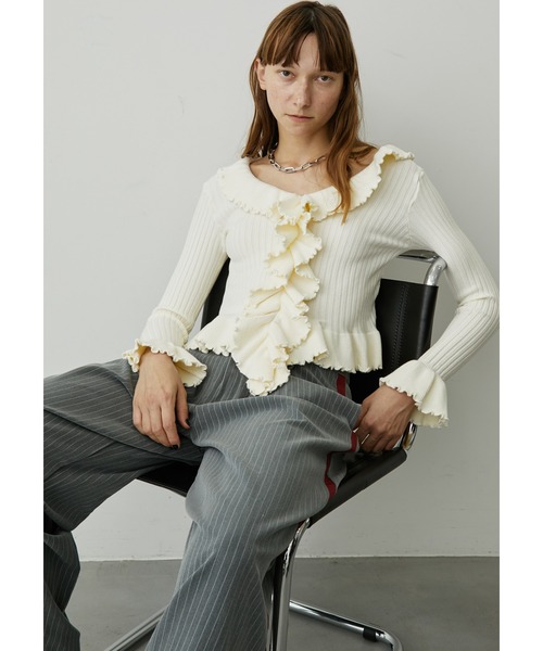 uyu.(ウユ)の「フロントフリルリブニットトップス(Tシャツ/カットソー・レディース・ホワイト/ブラック/ブラウン・FREE)」の20枚目の写真