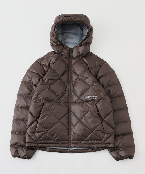 YESEYESEE（イエスアイシー）の「YESEYESEE / イエスアイシー WAFER GOOSE DOWN JACKET（ダウンジャケット/コート・メンズ・ブラウン/ブルー系その他/ブラック・SMALL/MEDIUM）」の2枚目の写真