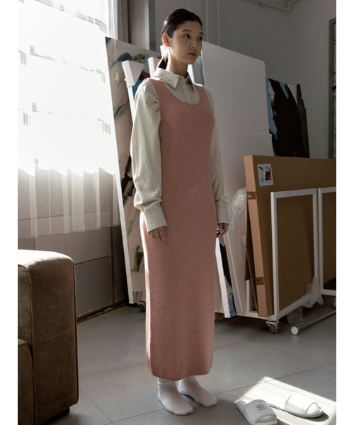 SINOON（シヌーン）の「ROUND NECK SLEEVELESS KNIT DRESS (PINK)（ワンピース・レディース・ピンク・FREE）」の3枚目の写真