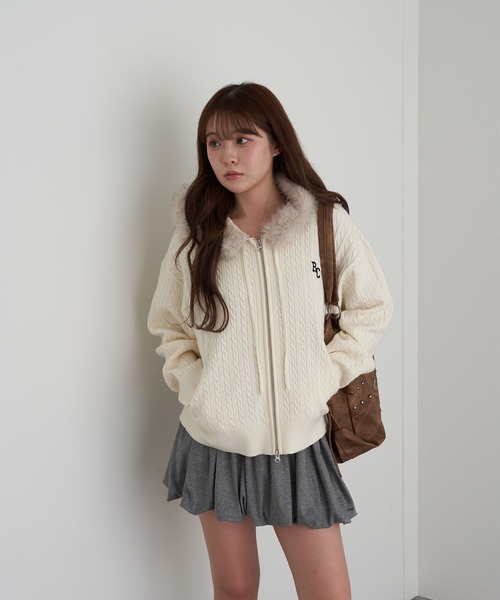 RAY CASSIN（レイカズン）の「【A4対応】スタッズ付トートバッグ（トートバッグ・レディース・ブラック/ブラウン/ベージュ・FREE）」の13枚目の写真