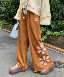 レディースのその他パンツ（花柄・ボタニカル柄）ファッション通販