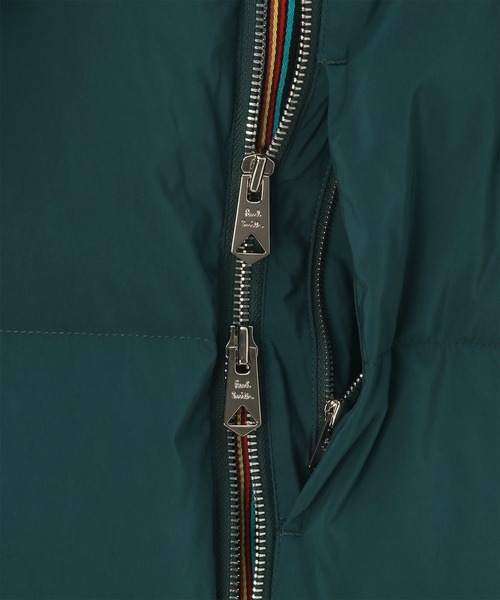 Paul Smith（ポールスミス）の「”Cropped Logo” ダウンジャケット / 253128 649Z（ダウンジャケット/コート・メンズ・ブラック/グリーン・SMALL/MEDIUM/LARGE/X-LARGE/L2）」の6枚目の写真