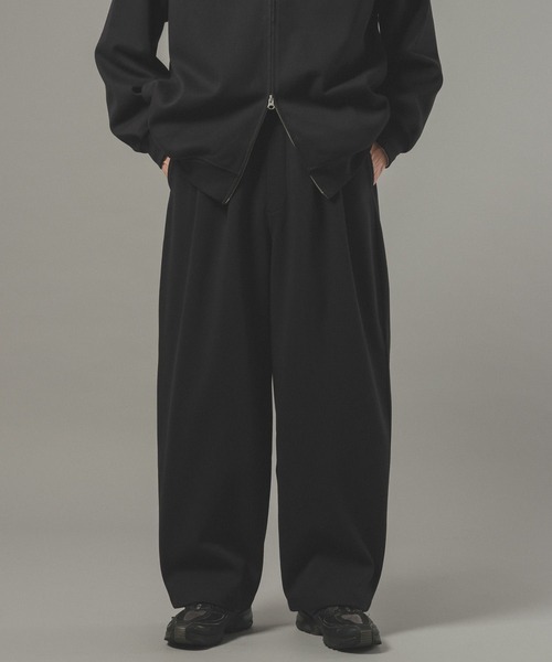 RAGEBLUE（レイジブルー）の「ボンディングスウェットワイドパンツ【セットアップ対応】（スウェットパンツ・メンズ・レッド/グレー系その他/ブラック・MEDIUM/LARGE）」の2枚目の写真