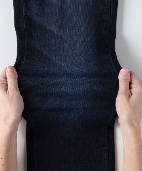 SOMETHING(サムシング)の「SOMETHING(サムシング)【レディース】「BODYFIRE」ストレートパンツ(デニムパンツ・レディース・ダークインディゴブルー・29inch/31inch/26inch/27inch/28inch)」の6枚目の写真