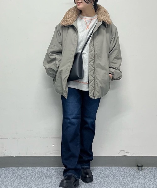 SOMETHING(サムシング)の「SOMETHING(サムシング)【レディース】「BODYFIRE」ストレートパンツ(デニムパンツ・レディース・ダークインディゴブルー・29inch/31inch/26inch/27inch/28inch)」の4枚目の写真