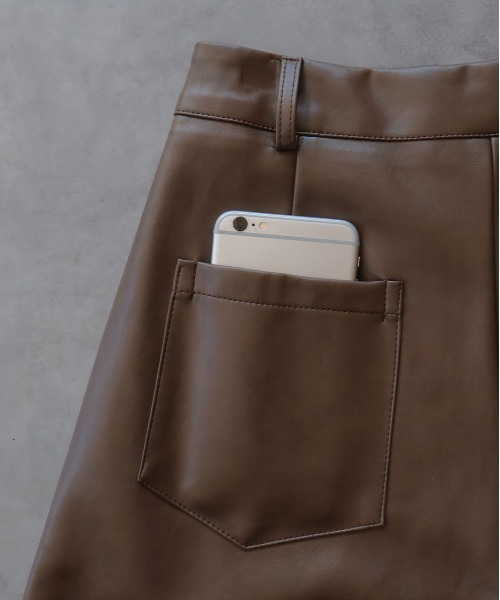 ad thie(アドティエ)の「スカーフベルトセット ハーフパンツ(その他パンツ・レディース・ブラック/ブラウン・FREE)」の6枚目の写真