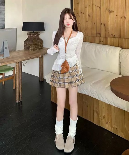WESTSEA(ウエストシー)の「透かし編みフリル リボン アシンメトリー レイヤードトップス(Tシャツ/カットソー・レディース・オフホワイト/チャコール・FREE)」の9枚目の写真