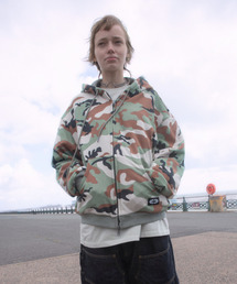 ERTR（イーアールティーアール）の「Reversible Hoodie Zip-Up Camo（パーカー）」