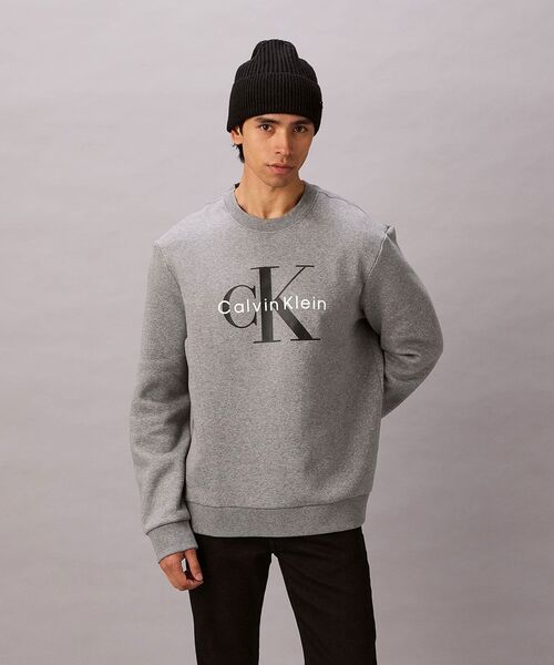 Calvin Klein(カルバン・クライン)の「スウェット - モノグラムロゴクルーネックスウェットプルオーバー(スウェット・メンズ・レッド/グレー/ブラック・M/S/L/XL)」の12枚目の写真