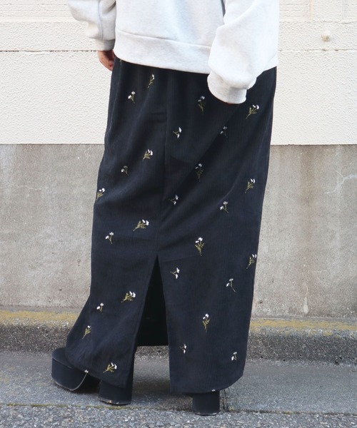 CECIL McBEE(セシルマクビー)の「カットコール花柄刺繍ナロースカート(スカート・レディース・ブラック/ブラウン・MEDIUM/LARGE)」の10枚目の写真