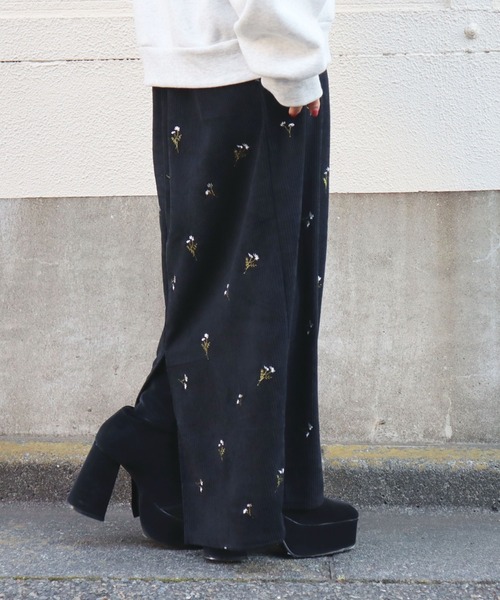 CECIL McBEE(セシルマクビー)の「カットコール花柄刺繍ナロースカート(スカート・レディース・ブラック/ブラウン・MEDIUM/LARGE)」の11枚目の写真