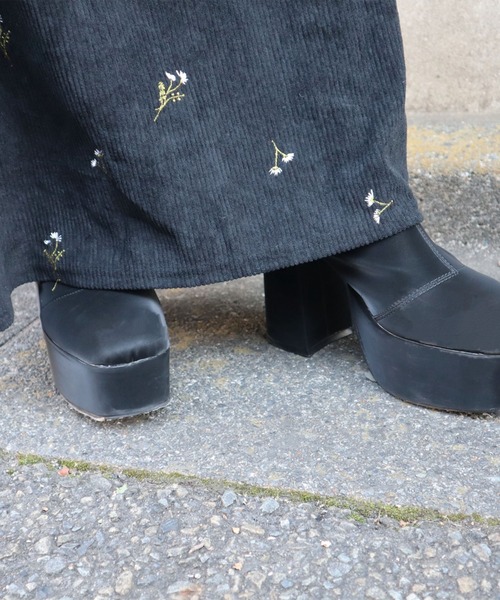 CECIL McBEE(セシルマクビー)の「カットコール花柄刺繍ナロースカート(スカート・レディース・ブラック/ブラウン・MEDIUM/LARGE)」の14枚目の写真