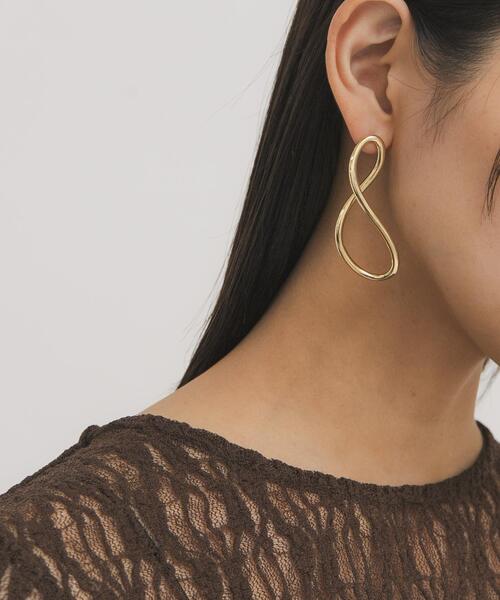 KBF（ケイビーエフ）の「デフォルメピアス（ピアス（両耳用）・レディース・ゴールド/シルバー・ONE）」の2枚目の写真