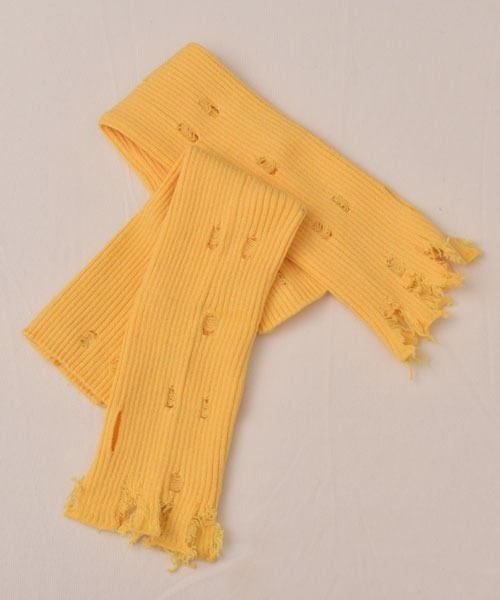 VIBGYOR Women（ヴィブジョー　ウィメン）の「【float】《推し活/推しカラー/メンカラ》無地 リブニット ダメージデザイン アームカバー /アームウォーマー【8色展開】（アームカバー・レディース・ブラック/グレー/ホワイト/ピンク/レッド/チャコール/パープル/イエロー・FREE）」の20枚目の写真