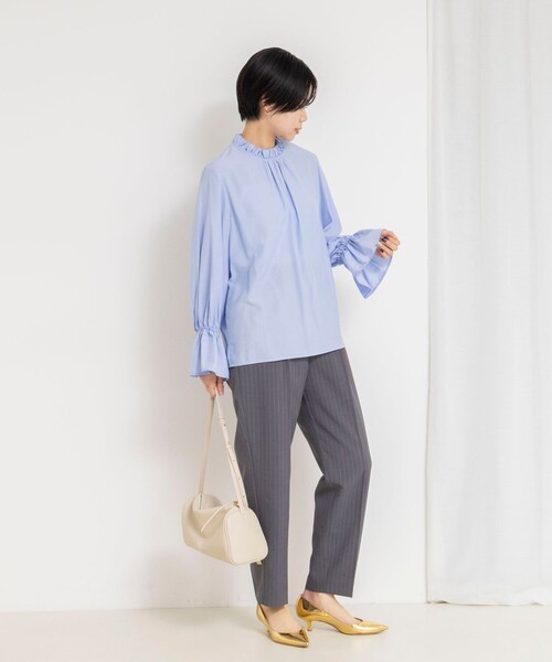 NOLLEY’S（ノーリーズ）の「ウォッシャブル襟フリルプルオーバーブラウス（シャツ/ブラウス・レディース・サックスブルー/ホワイト・38）」の3枚目の写真