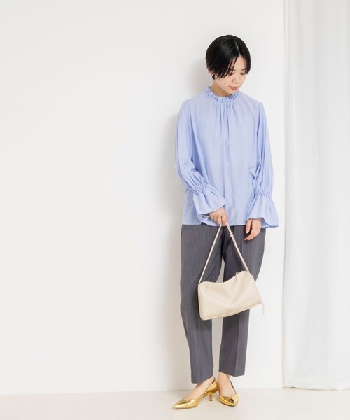 NOLLEY’S（ノーリーズ）の「ウォッシャブル襟フリルプルオーバーブラウス（シャツ/ブラウス・レディース・サックスブルー/ホワイト・38）」の5枚目の写真