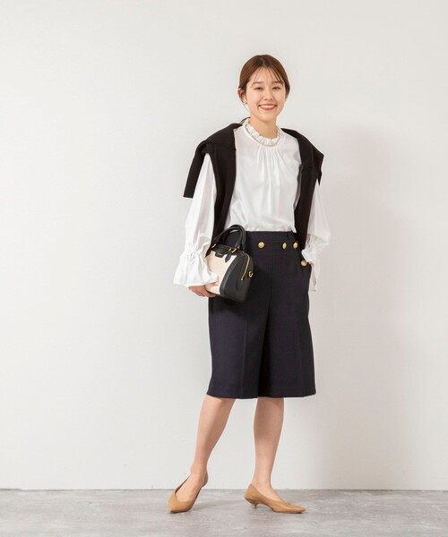 NOLLEY’S（ノーリーズ）の「ウォッシャブル襟フリルプルオーバーブラウス（シャツ/ブラウス・レディース・サックスブルー/ホワイト・38）」の11枚目の写真