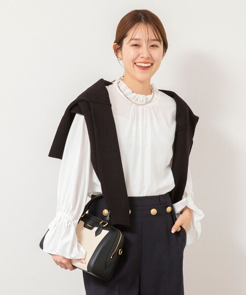 NOLLEY’S（ノーリーズ）の「ウォッシャブル襟フリルプルオーバーブラウス（シャツ/ブラウス・レディース・サックスブルー/ホワイト・38）」の13枚目の写真