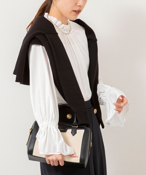 NOLLEY’S（ノーリーズ）の「ウォッシャブル襟フリルプルオーバーブラウス（シャツ/ブラウス・レディース・サックスブルー/ホワイト・38）」の15枚目の写真