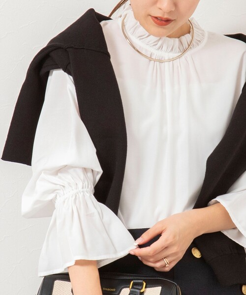 NOLLEY’S（ノーリーズ）の「ウォッシャブル襟フリルプルオーバーブラウス（シャツ/ブラウス・レディース・サックスブルー/ホワイト・38）」の16枚目の写真