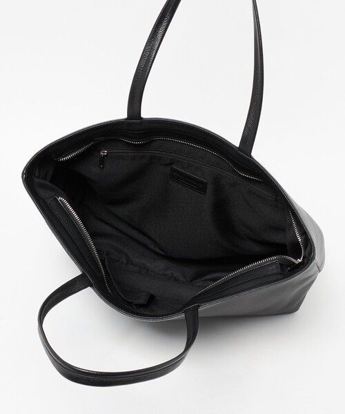 A DAY IN THE LIFE UNITED ARROWS(アデイインザライフユナイテッドアローズ)の「シュリンク レザー トートバッグ 2<A DAY IN THE LIFE>(トートバッグ・メンズ・ブラック/ダークブラウン・FREE)」の16枚目の写真