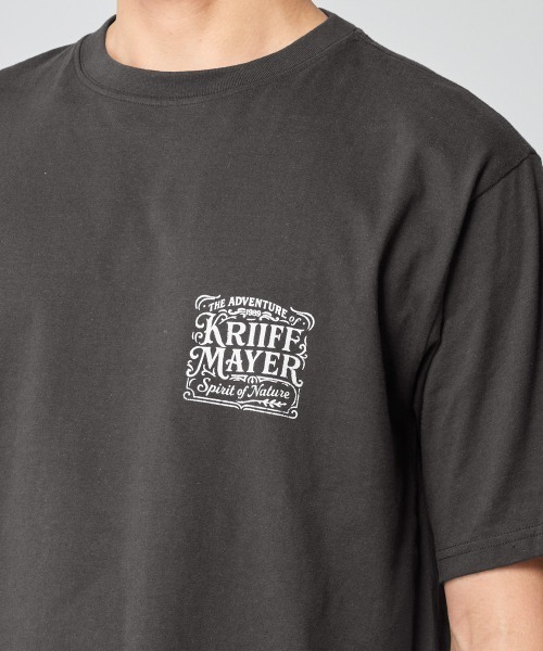 KRIFF MAYER(クリフメイヤー)の「プリント半袖T(バイカー)(Tシャツ/カットソー・メンズ・ネイビー/チャコール/オフホワイト/レッド・MEDIUM/X-LARGE/LARGE)」の19枚目の写真