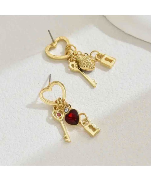 tone（トーン）の「【88eighty-eight】ハートゴールド鍵キューピッドピアス【import】(MA)（ピアス（両耳用）・レディース・ゴールド・FREE）」の3枚目の写真