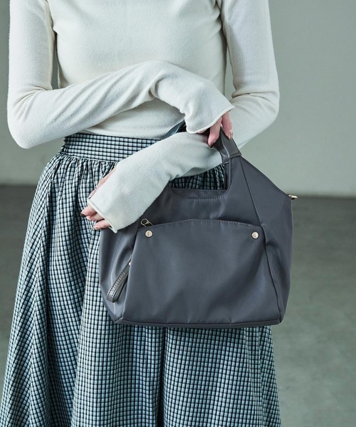 Fashion Letter（ファッションレター）の「6ポケット 2wayくり手ミニトートバッグ（ショルダーバッグ・レディース・チャコールグレー/ブルーグリーン/グレイッシュベージュ/ブラック・FREE）」の20枚目の写真