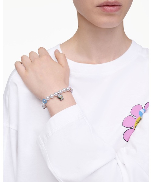 MARC JACOBS(マークジェイコブス)の「GARDEN PEARL STATION BRACELET/ハティ・スチュワート x マーク ジェイコブスガーデン パール ステーション ブレスレット(ブレスレット・レディース・シルバー系その他・ONE SIZE)」の2枚目の写真