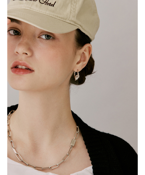 VINTAGE HOLLYWOOD（ビンテージハリウッド）の「Square Bold Chain Necklace_VH24NNNE175M（ネックレス・レディース・シルバー・FREE）」の4枚目の写真