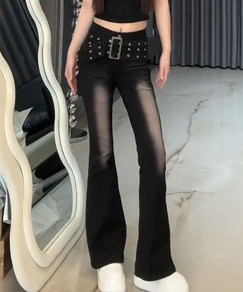 gossip!ロサンゼルス(ゴシップロサンゼルス)の「ベルトアクセント フレアデニムパンツ(デニムパンツ・レディース・チャコールグレー・S/L)」の16枚目の写真