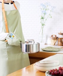 LAKOLE（ラコレ）の「[FRUITS AND BLOOM]ミトン&鍋敷きセット /  611232（エプロン）」