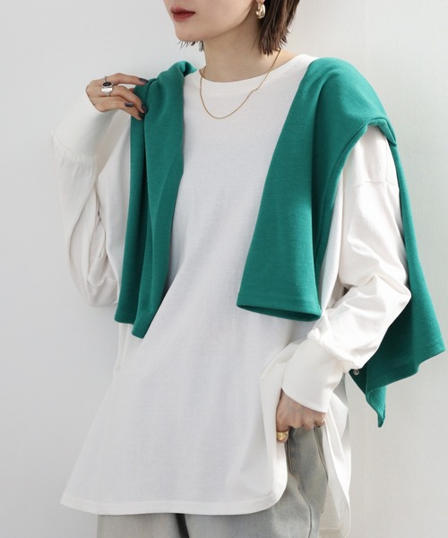 atONE(アットワン)の「オーバーサイズ裾ラウンドカットソー(Tシャツ/カットソー・レディース・オフホワイト/チャコールグレー/カーキ/モカ/ブラック・4L~5L/LL~3L/M-L)」の2枚目の写真