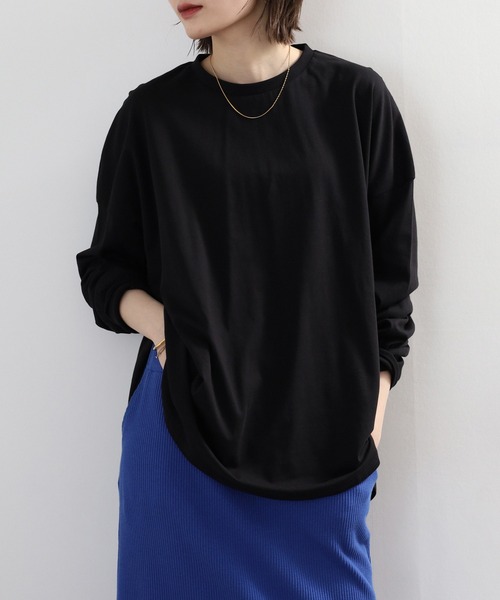 atONE(アットワン)の「オーバーサイズ裾ラウンドカットソー(Tシャツ/カットソー・レディース・オフホワイト/チャコールグレー/カーキ/モカ/ブラック・4L~5L/LL~3L/M-L)」の17枚目の写真