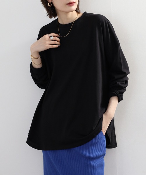 atONE(アットワン)の「オーバーサイズ裾ラウンドカットソー(Tシャツ/カットソー・レディース・オフホワイト/チャコールグレー/カーキ/モカ/ブラック・4L~5L/LL~3L/M-L)」の16枚目の写真