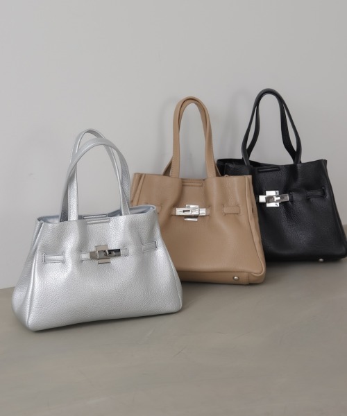 Bou Jeloud（ブージュルード）の「ベルテッドバック（トートバッグ・レディース・ブラック/グレイッシュベージュ/シルバー・ONESIZE）」の10枚目の写真