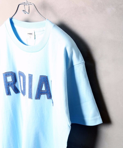 roial(ロイアル)の「RUGG / ROIAL(ロイアル) デニムパッチモチーフ フロントロゴプリント ユニセックスサイジング ボックスシルエット 半袖Tシャツカットソー(Tシャツ/カットソー・メンズ・ブラック/ホワイト×ブルー/ライトブルー/ホワイト×ネイビー・MEDIUM/SMALL/LARGE/X-LARGE)」の7枚目の写真